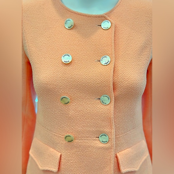Chanel Vintage 1997P Pink Skirt Suit w 9 MOP logo buttons Sz FR 34 / US 0-2 - Picture 9 of 16